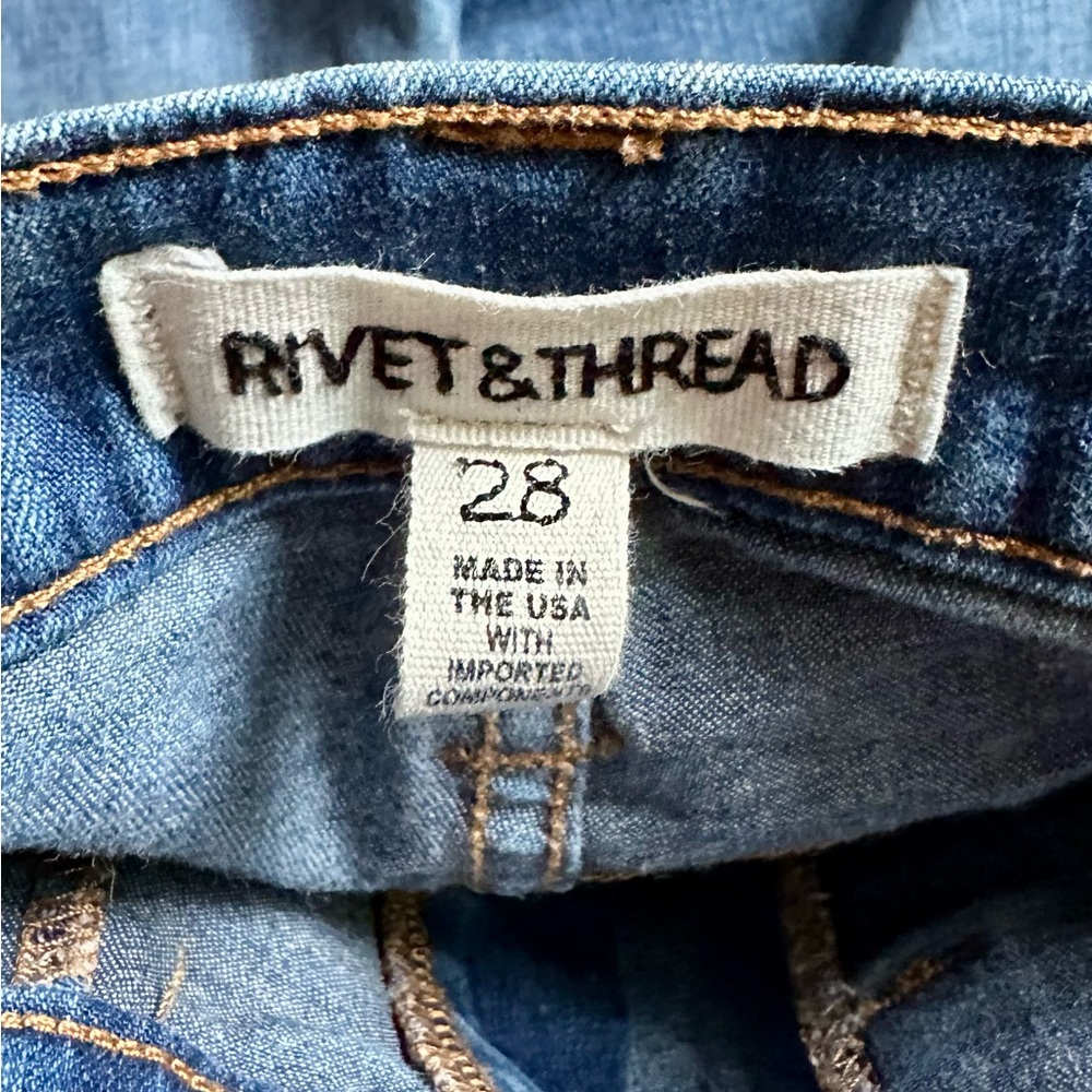 Madewell Rivet & Thread High Rise Cropped Jeans, Size 28 - Picture 6 of 8